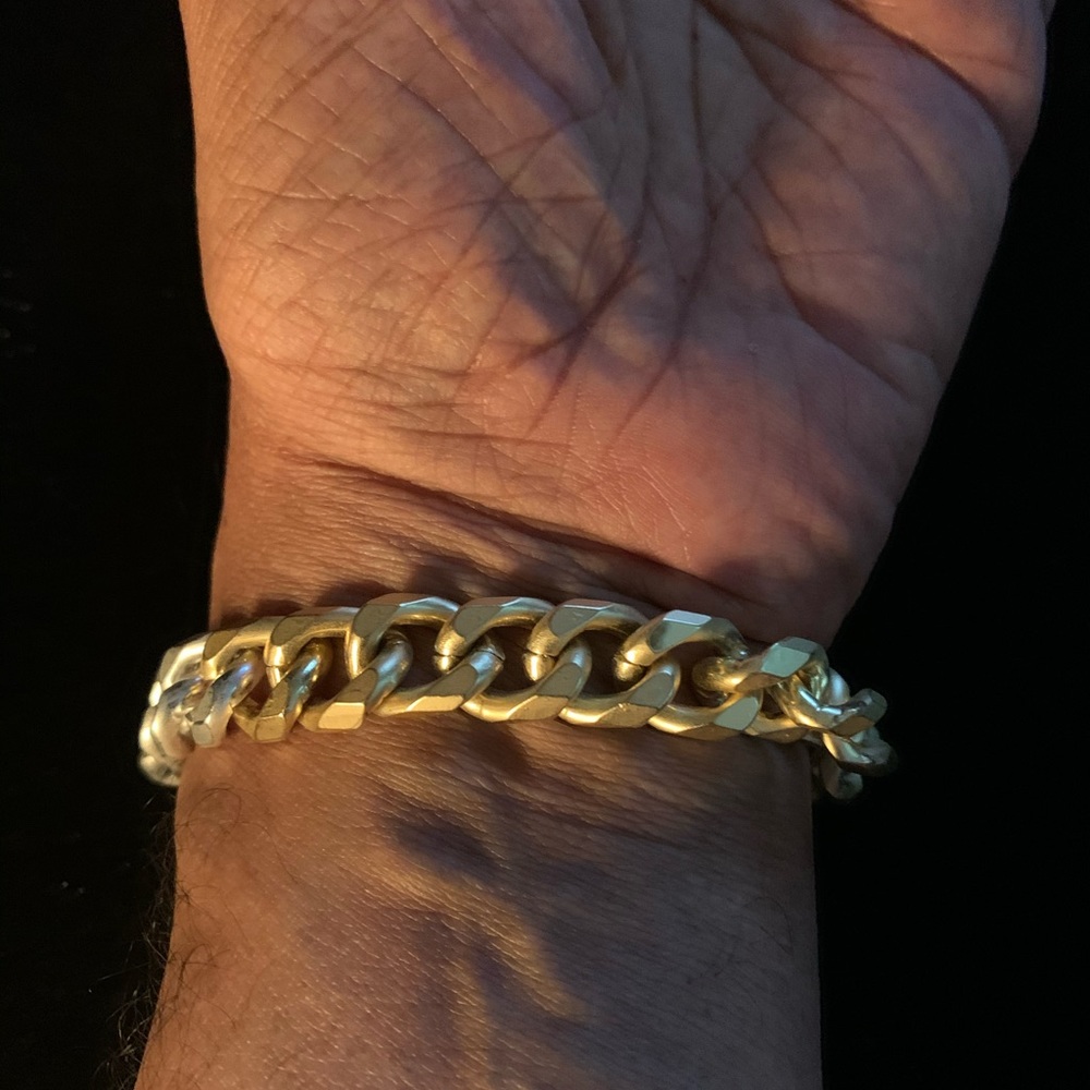 Bracelet - Picture 1 of 5